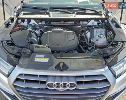 Белый Ауди Ку 5, объемом двигателя 1.98 л и пробегом 23 тыс. км за 10000 $, фото 11 на Automoto.ua