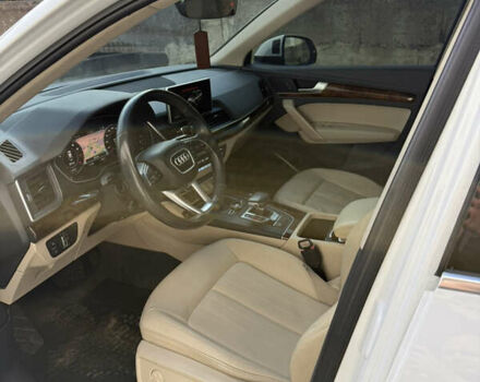 Белый Ауди Ку 5, объемом двигателя 2 л и пробегом 168 тыс. км за 26990 $, фото 18 на Automoto.ua
