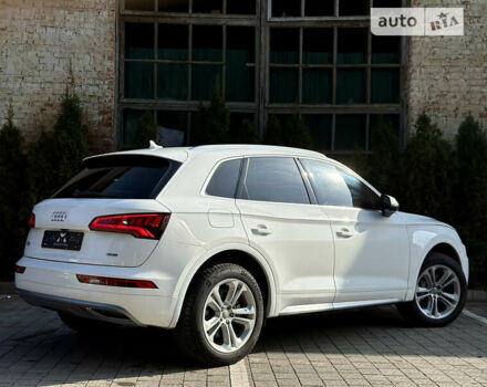 Белый Ауди Ку 5, объемом двигателя 2 л и пробегом 41 тыс. км за 24900 $, фото 13 на Automoto.ua