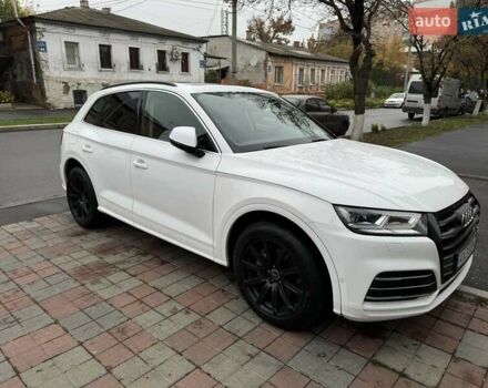 Белый Ауди Ку 5, объемом двигателя 1.98 л и пробегом 162 тыс. км за 26500 $, фото 4 на Automoto.ua