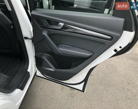 Белый Ауди Ку 5, объемом двигателя 2 л и пробегом 155 тыс. км за 17980 $, фото 47 на Automoto.ua