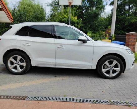 Белый Ауди Ку 5, объемом двигателя 2 л и пробегом 90 тыс. км за 16800 $, фото 5 на Automoto.ua