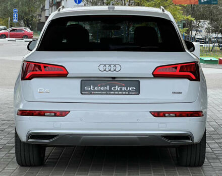 Белый Ауди Ку 5, объемом двигателя 1.98 л и пробегом 139 тыс. км за 27499 $, фото 4 на Automoto.ua