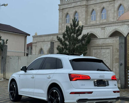 Белый Ауди Ку 5, объемом двигателя 2 л и пробегом 108 тыс. км за 28500 $, фото 8 на Automoto.ua