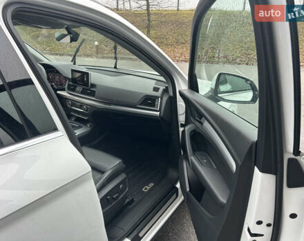 Белый Ауди Ку 5, объемом двигателя 1.98 л и пробегом 145 тыс. км за 23888 $, фото 24 на Automoto.ua