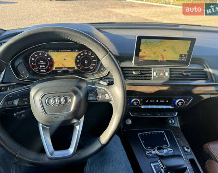 Белый Ауди Ку 5, объемом двигателя 2 л и пробегом 249 тыс. км за 21500 $, фото 26 на Automoto.ua