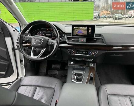 Белый Ауди Ку 5, объемом двигателя 1.98 л и пробегом 107 тыс. км за 26900 $, фото 3 на Automoto.ua