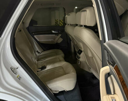 Белый Ауди Ку 5, объемом двигателя 2 л и пробегом 168 тыс. км за 26990 $, фото 16 на Automoto.ua