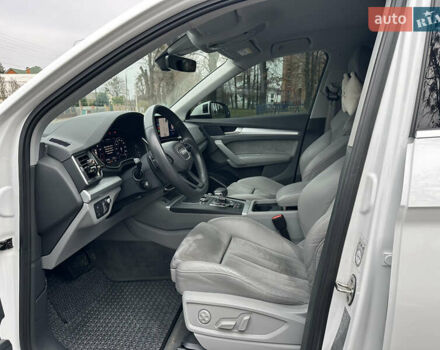 Белый Ауди Ку 5, объемом двигателя 1.98 л и пробегом 206 тыс. км за 25900 $, фото 33 на Automoto.ua