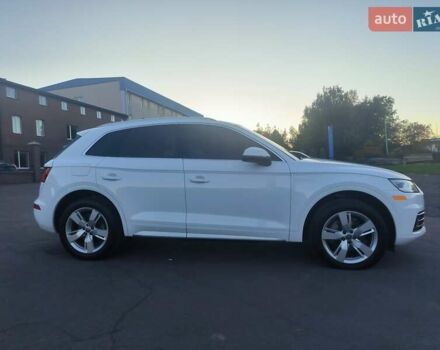 Белый Ауди Ку 5, объемом двигателя 1.98 л и пробегом 211 тыс. км за 18700 $, фото 5 на Automoto.ua