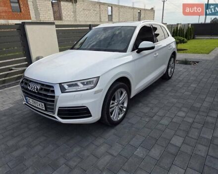 Белый Ауди Ку 5, объемом двигателя 1.98 л и пробегом 179 тыс. км за 26000 $, фото 3 на Automoto.ua