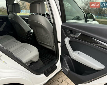 Белый Ауди Ку 5, объемом двигателя 1.98 л и пробегом 95 тыс. км за 29400 $, фото 27 на Automoto.ua