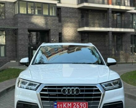 Білий Ауді Ку 5, об'ємом двигуна 2 л та пробігом 180 тис. км за 22299 $, фото 1 на Automoto.ua