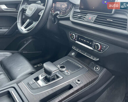 Белый Ауди Ку 5, объемом двигателя 2 л и пробегом 120 тыс. км за 27800 $, фото 18 на Automoto.ua