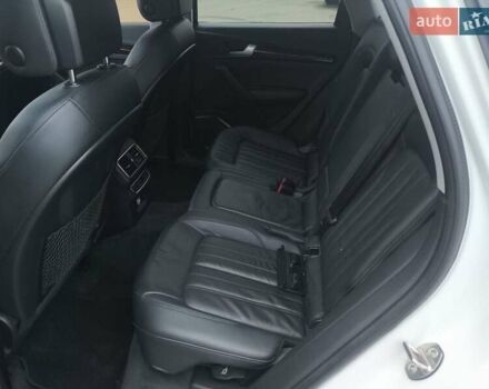 Белый Ауди Ку 5, объемом двигателя 1.98 л и пробегом 170 тыс. км за 20700 $, фото 8 на Automoto.ua