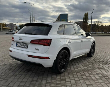 Белый Ауди Ку 5, объемом двигателя 1.98 л и пробегом 100 тыс. км за 27000 $, фото 4 на Automoto.ua