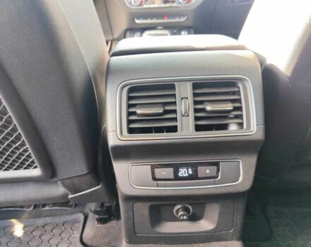 Белый Ауди Ку 5, объемом двигателя 2 л и пробегом 90 тыс. км за 16800 $, фото 14 на Automoto.ua