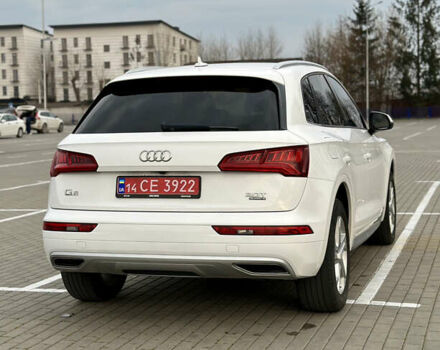 Белый Ауди Ку 5, объемом двигателя 2 л и пробегом 162 тыс. км за 20900 $, фото 11 на Automoto.ua