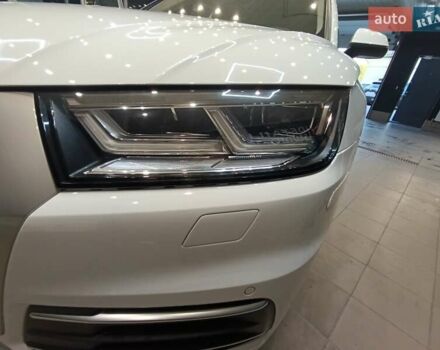 Белый Ауди Ку 5, объемом двигателя 2 л и пробегом 179 тыс. км за 21500 $, фото 15 на Automoto.ua