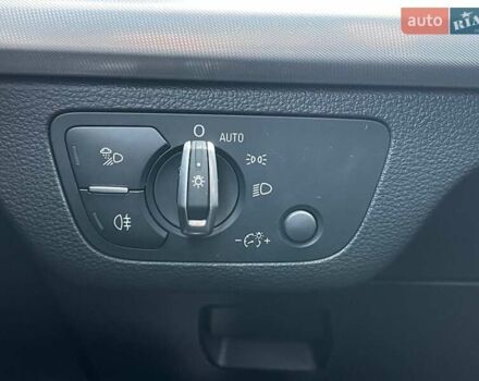 Белый Ауди Ку 5, объемом двигателя 2 л и пробегом 209 тыс. км за 25990 $, фото 15 на Automoto.ua