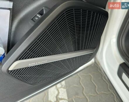 Белый Ауди Ку 5, объемом двигателя 1.98 л и пробегом 139 тыс. км за 26000 $, фото 6 на Automoto.ua