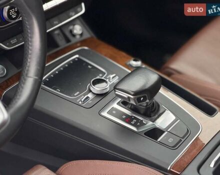 Белый Ауди Ку 5, объемом двигателя 1.98 л и пробегом 158 тыс. км за 25500 $, фото 44 на Automoto.ua