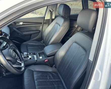 Білий Ауді Ку 5, об'ємом двигуна 1.98 л та пробігом 107 тис. км за 23500 $, фото 15 на Automoto.ua