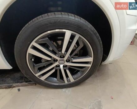 Белый Ауди Ку 5, объемом двигателя 2 л и пробегом 179 тыс. км за 21500 $, фото 16 на Automoto.ua