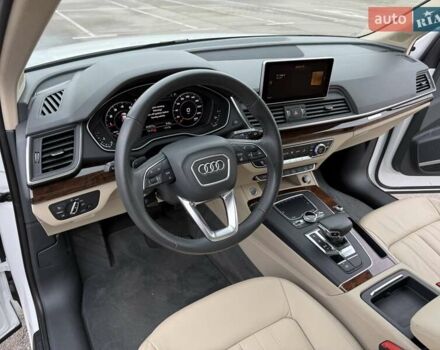 Білий Ауді Ку 5, об'ємом двигуна 1.98 л та пробігом 60 тис. км за 31500 $, фото 41 на Automoto.ua