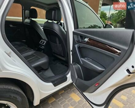 Білий Ауді Ку 5, об'ємом двигуна 1.98 л та пробігом 97 тис. км за 23500 $, фото 29 на Automoto.ua