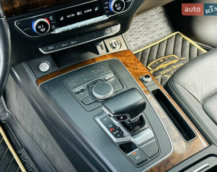 Белый Ауди Ку 5, объемом двигателя 1.98 л и пробегом 93 тыс. км за 26500 $, фото 36 на Automoto.ua