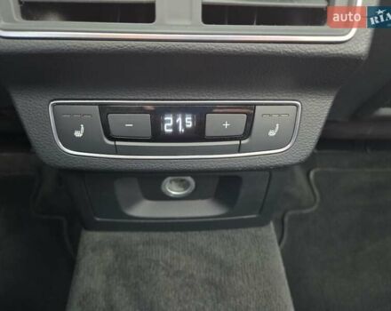 Белый Ауди Ку 5, объемом двигателя 1.98 л и пробегом 179 тыс. км за 26000 $, фото 24 на Automoto.ua