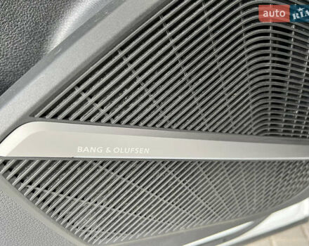 Белый Ауди Ку 5, объемом двигателя 1.98 л и пробегом 139 тыс. км за 27499 $, фото 23 на Automoto.ua