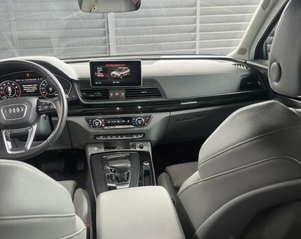 Белый Ауди Ку 5, объемом двигателя 1.98 л и пробегом 60 тыс. км за 35600 $, фото 46 на Automoto.ua