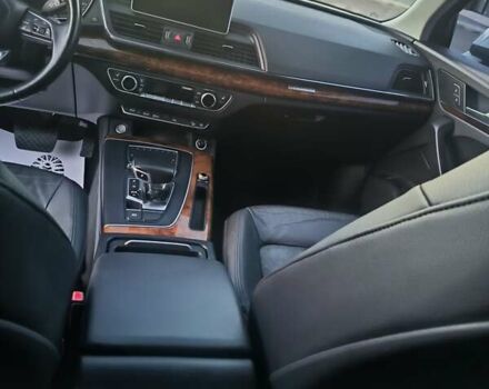 Белый Ауди Ку 5, объемом двигателя 1.98 л и пробегом 211 тыс. км за 18700 $, фото 30 на Automoto.ua