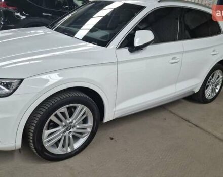 Белый Ауди Ку 5, объемом двигателя 1.98 л и пробегом 57 тыс. км за 30000 $, фото 5 на Automoto.ua