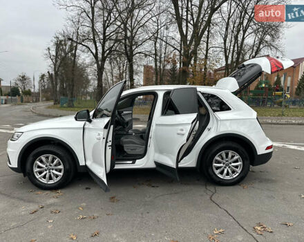 Белый Ауди Ку 5, объемом двигателя 1.98 л и пробегом 206 тыс. км за 25900 $, фото 59 на Automoto.ua