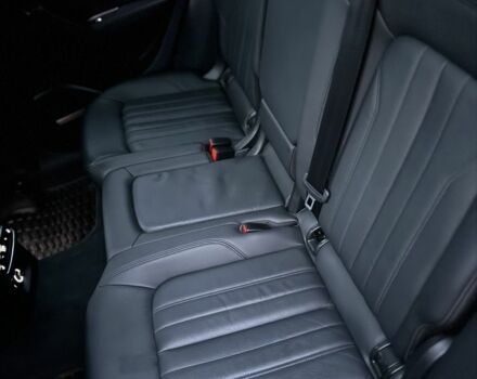 Белый Ауди Ку 5, объемом двигателя 2 л и пробегом 100 тыс. км за 27499 $, фото 19 на Automoto.ua