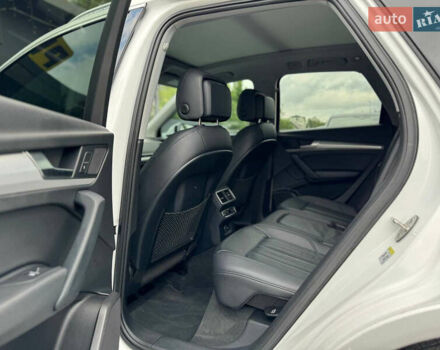 Белый Ауди Ку 5, объемом двигателя 2 л и пробегом 100 тыс. км за 27900 $, фото 13 на Automoto.ua