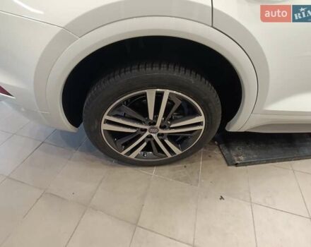 Белый Ауди Ку 5, объемом двигателя 2 л и пробегом 179 тыс. км за 21500 $, фото 9 на Automoto.ua