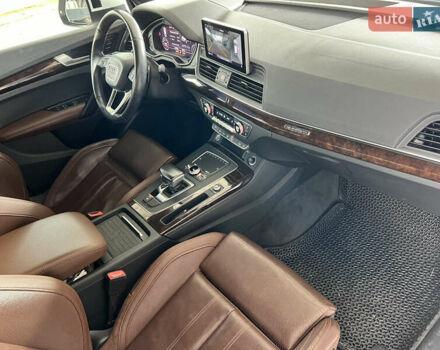 Белый Ауди Ку 5, объемом двигателя 1.98 л и пробегом 139 тыс. км за 27499 $, фото 11 на Automoto.ua