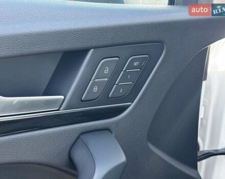 Білий Ауді Ку 5, об'ємом двигуна 1.98 л та пробігом 107 тис. км за 23500 $, фото 10 на Automoto.ua