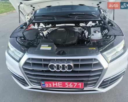 Белый Ауди Ку 5, объемом двигателя 1.98 л и пробегом 211 тыс. км за 18700 $, фото 17 на Automoto.ua