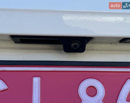 Белый Ауди Ку 5, объемом двигателя 2 л и пробегом 249 тыс. км за 21500 $, фото 54 на Automoto.ua