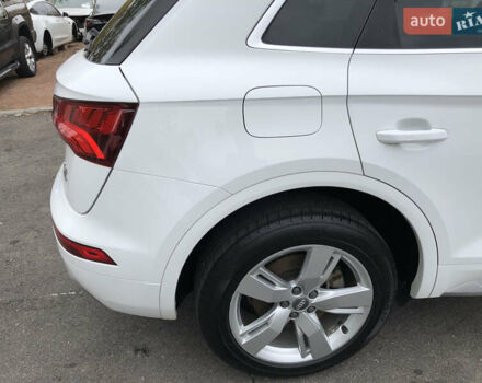 Белый Ауди Ку 5, объемом двигателя 2 л и пробегом 155 тыс. км за 17980 $, фото 21 на Automoto.ua