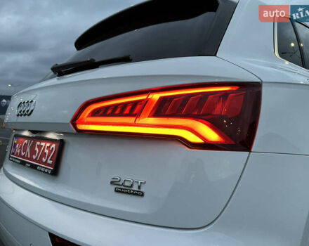 Білий Ауді Ку 5, об'ємом двигуна 1.98 л та пробігом 111 тис. км за 25600 $, фото 10 на Automoto.ua