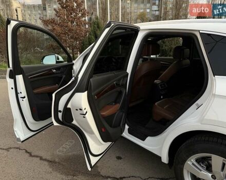 Белый Ауди Ку 5, объемом двигателя 1.98 л и пробегом 108 тыс. км за 26700 $, фото 31 на Automoto.ua