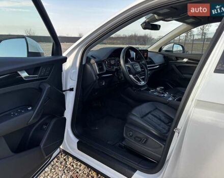 Білий Ауді Ку 5, об'ємом двигуна 1.98 л та пробігом 107 тис. км за 23500 $, фото 12 на Automoto.ua