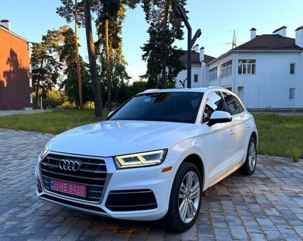 Белый Ауди Ку 5, объемом двигателя 2 л и пробегом 167 тыс. км за 27400 $, фото 4 на Automoto.ua