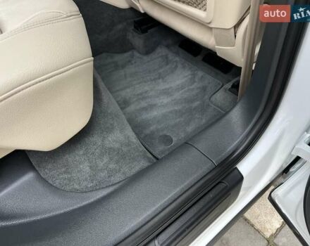 Белый Ауди Ку 5, объемом двигателя 2 л и пробегом 135 тыс. км за 26950 $, фото 112 на Automoto.ua